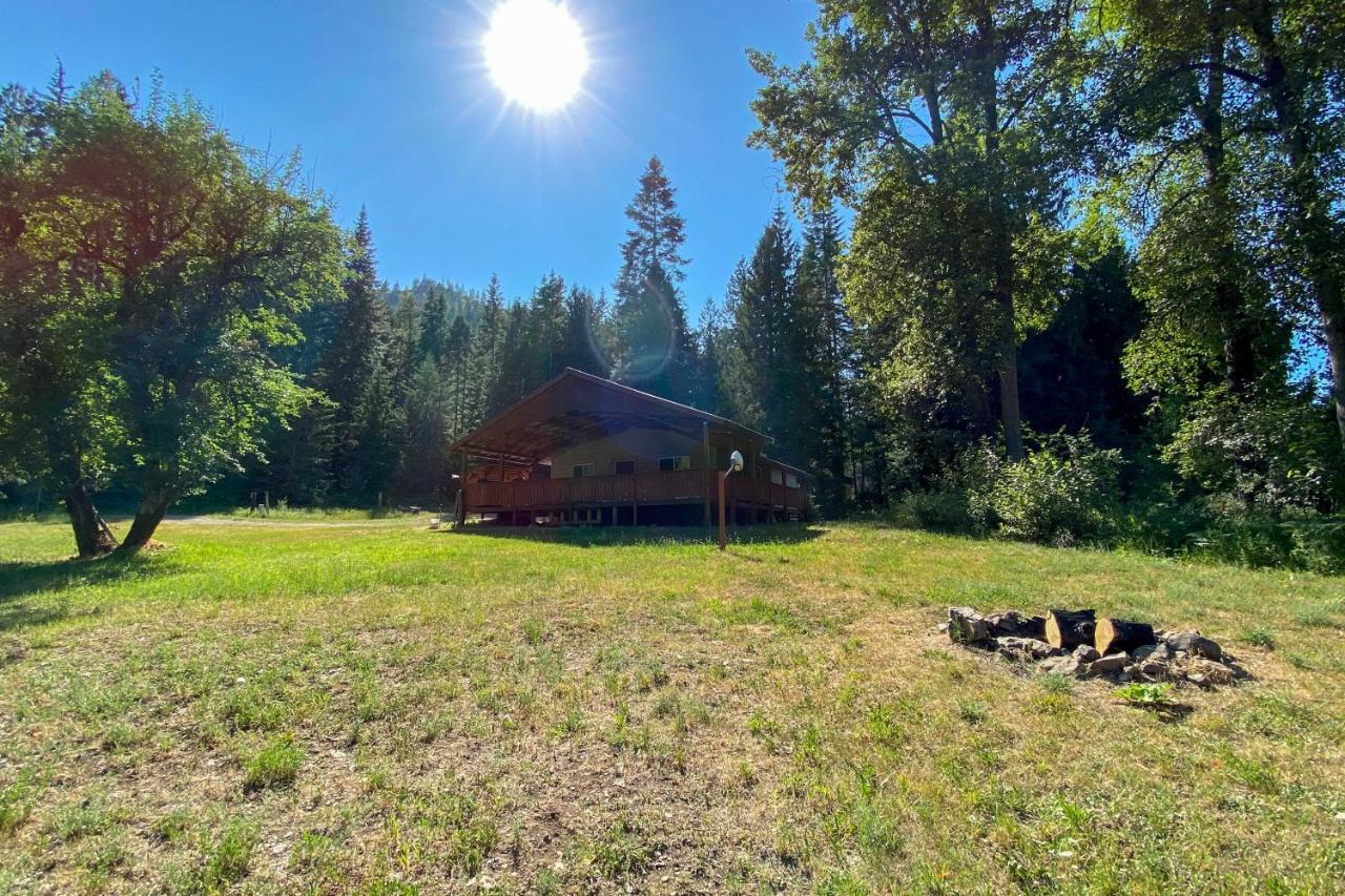 Private 2-Acre Retreat With Mtn Views, Walk To River Saint Maries Exteriör bild